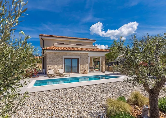 Holiday House Villa Andro